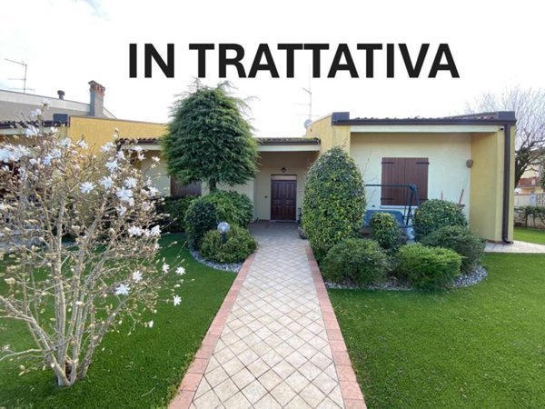 casa indipendente in vendita a Goito