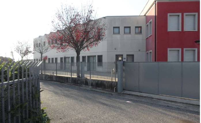 ufficio in vendita a Goito in zona Cerlongo
