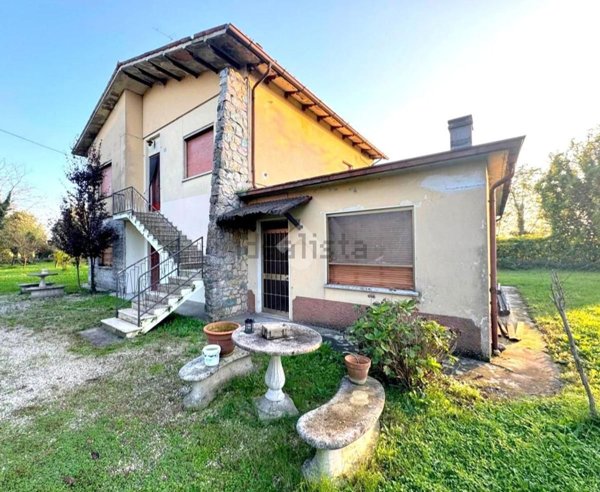 terreno edificabile in vendita a Goito