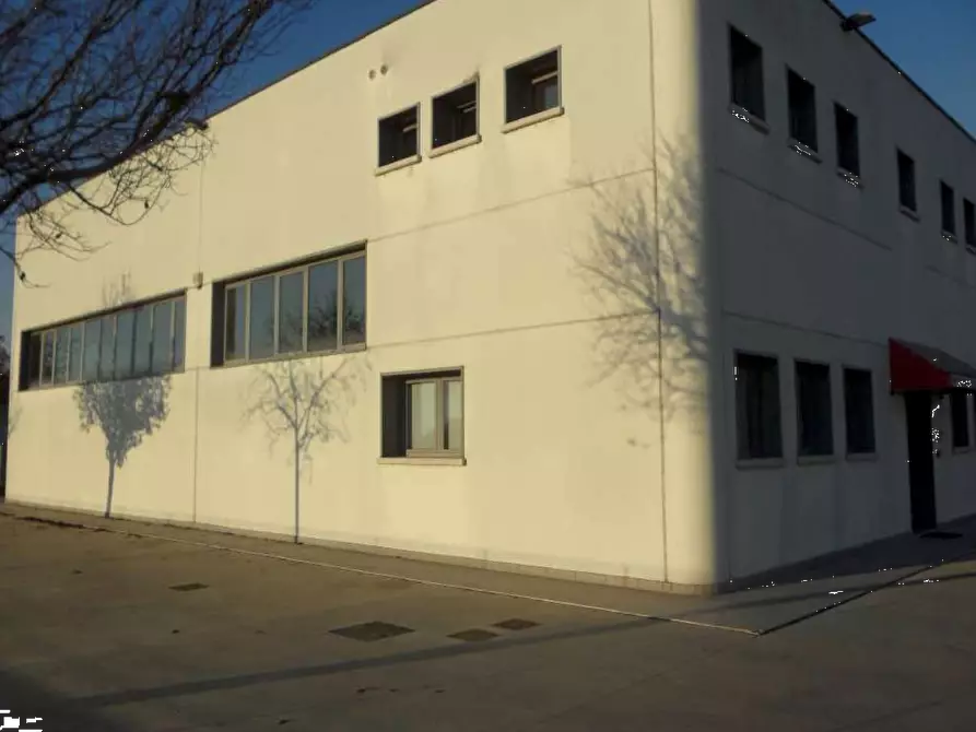 ufficio in vendita a Goito in zona Cerlongo