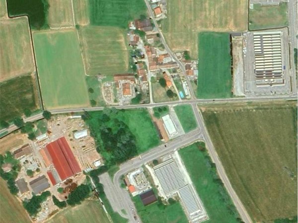 casa indipendente in vendita a Goito