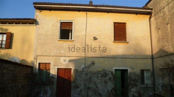 casa indipendente in vendita a Goito in zona Calliera