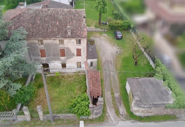 rudere in vendita a Goito in zona Solarolo