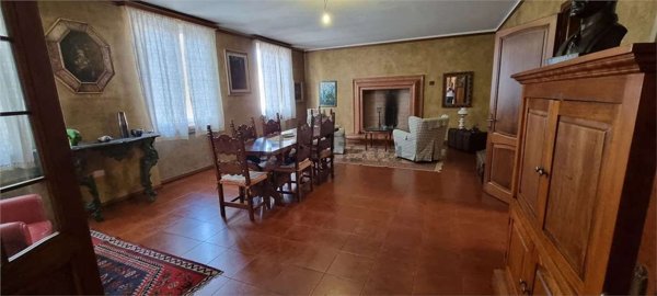 casa indipendente in vendita a Goito