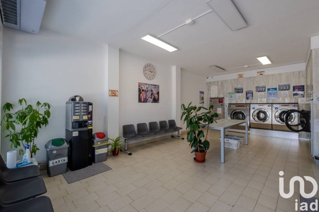 negozio in vendita a Goito in zona Cerlongo