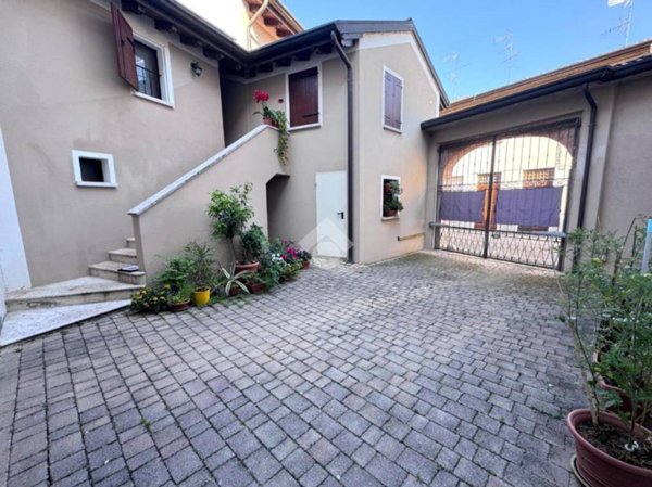 appartamento in vendita a Goito