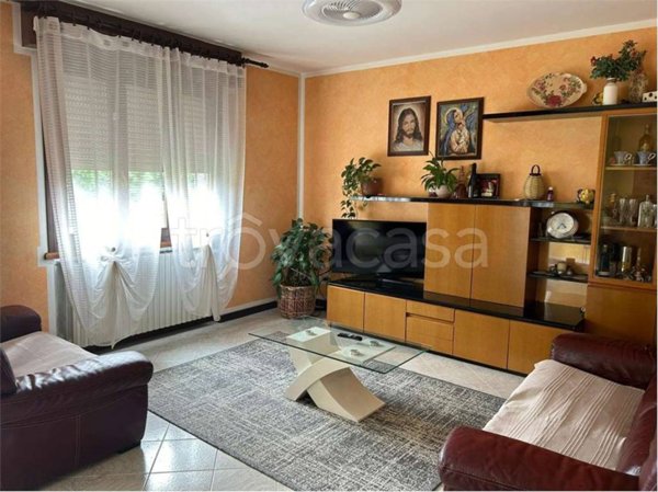casa indipendente in vendita a Goito