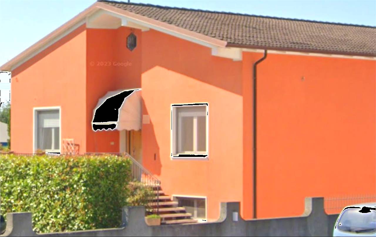 casa indipendente in vendita a Goito