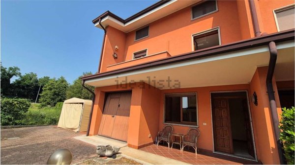 casa indipendente in vendita a Goito