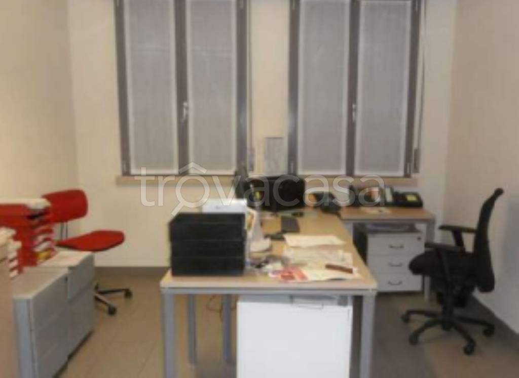 locale commerciale in vendita a Goito in zona Cerlongo