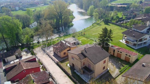 casa indipendente in vendita a Goito