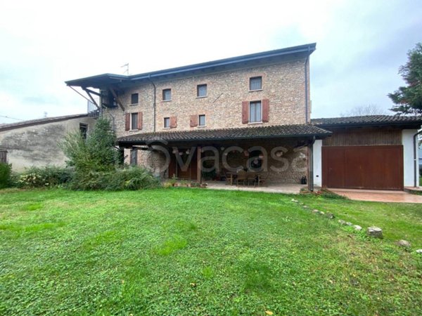 casa indipendente in vendita a Goito in zona Sacca