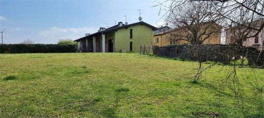 casa indipendente in vendita a Goito in zona Vasto