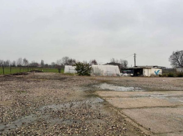 terreno agricolo in vendita a Goito in zona Calliera