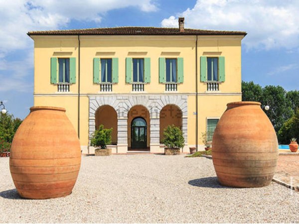 villa in vendita a Goito