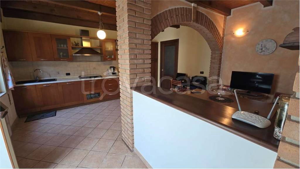 casa indipendente in vendita a Goito in zona Cerlongo