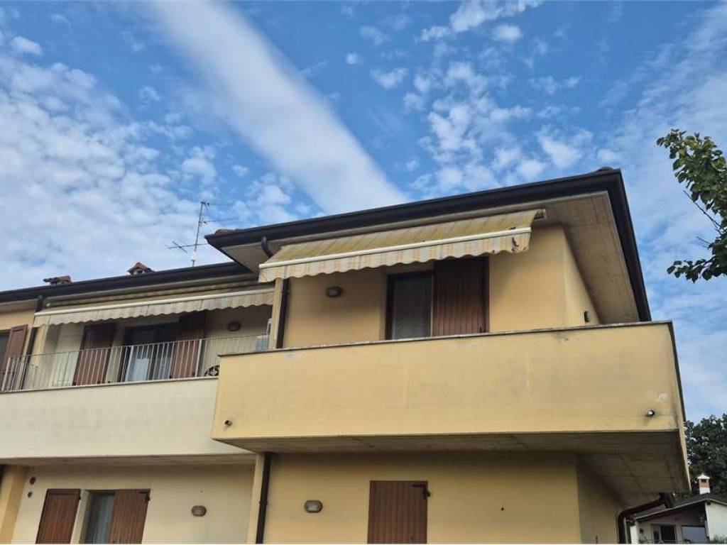 appartamento in vendita a Goito in zona Cerlongo