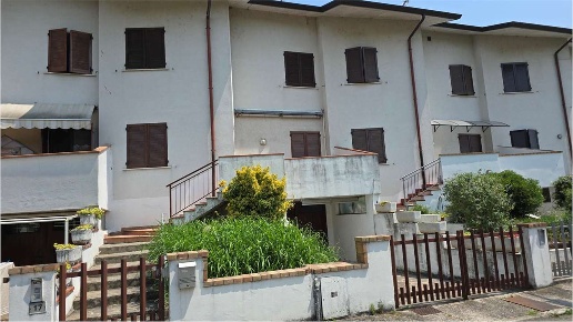 casa indipendente in vendita a Goito