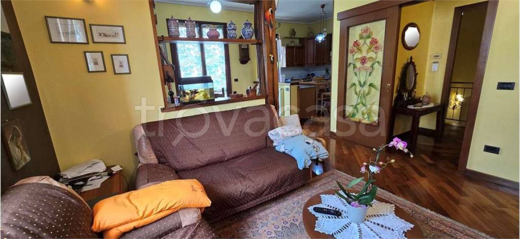 casa indipendente in vendita a Goito