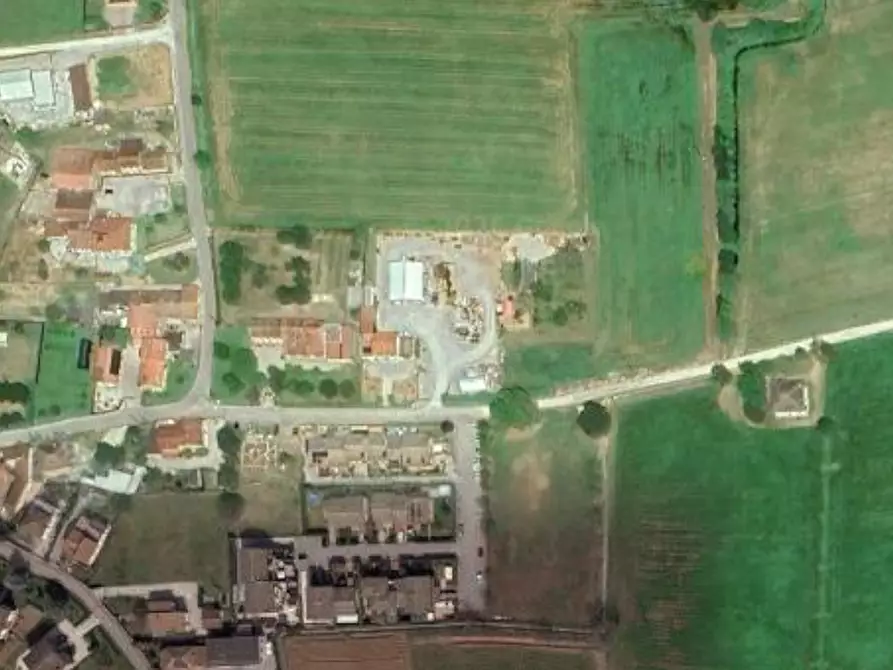 terreno edificabile in vendita a Goito in zona Calliera