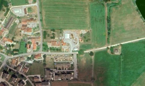 terreno edificabile in vendita a Goito in zona Calliera