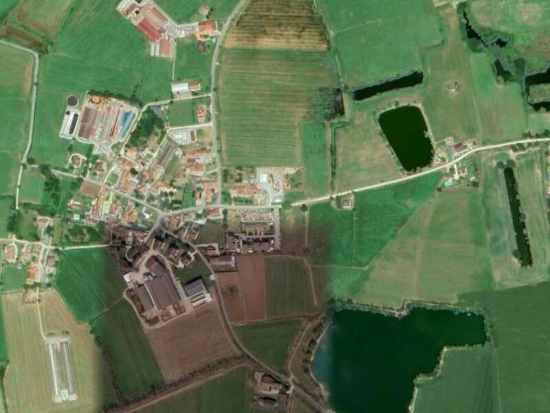 terreno edificabile in vendita a Goito in zona Sacca