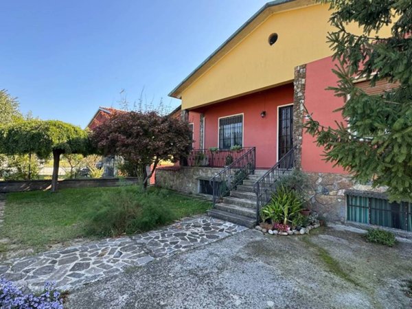 casa indipendente in vendita a Goito