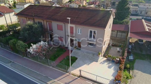 casa indipendente in vendita a Goito