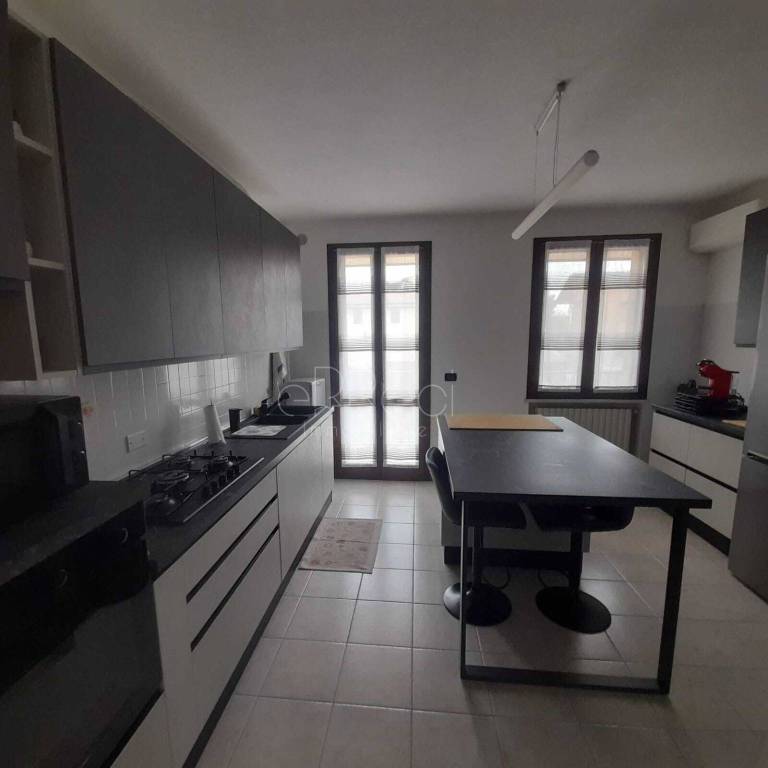 casa indipendente in vendita a Goito