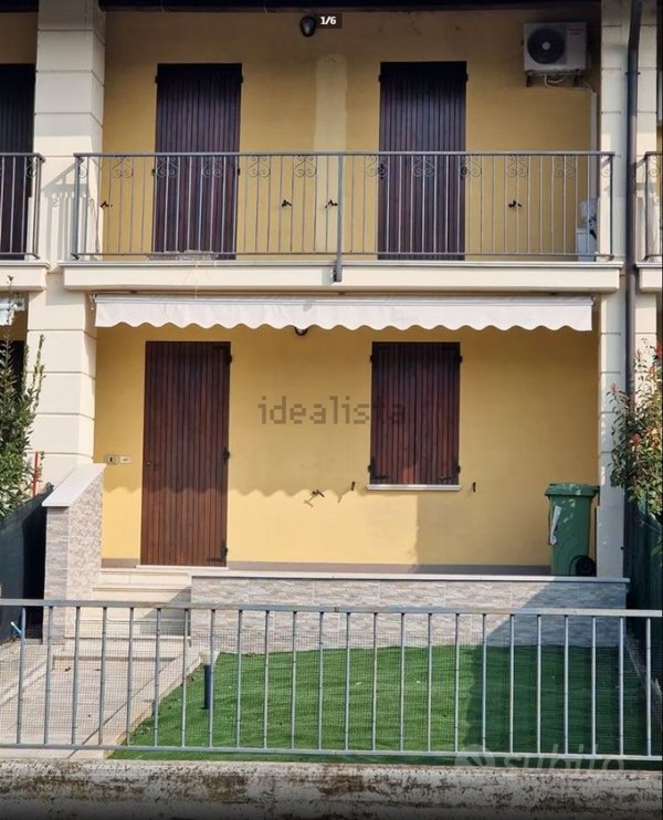 casa indipendente in vendita a Goito