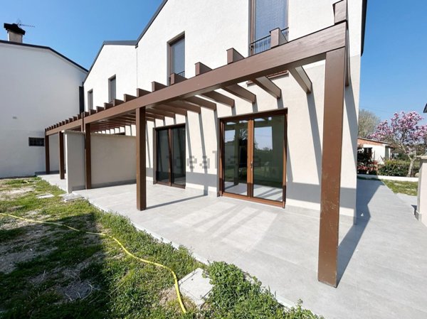 casa indipendente in vendita a Goito in zona Cerlongo