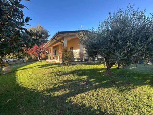 casa indipendente in vendita a Goito in zona Torre
