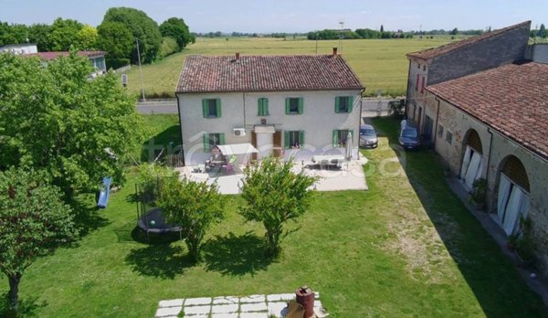 casa indipendente in vendita a Goito in zona Solarolo