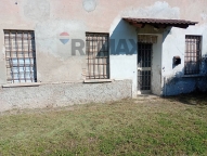 casa indipendente in vendita a Goito
