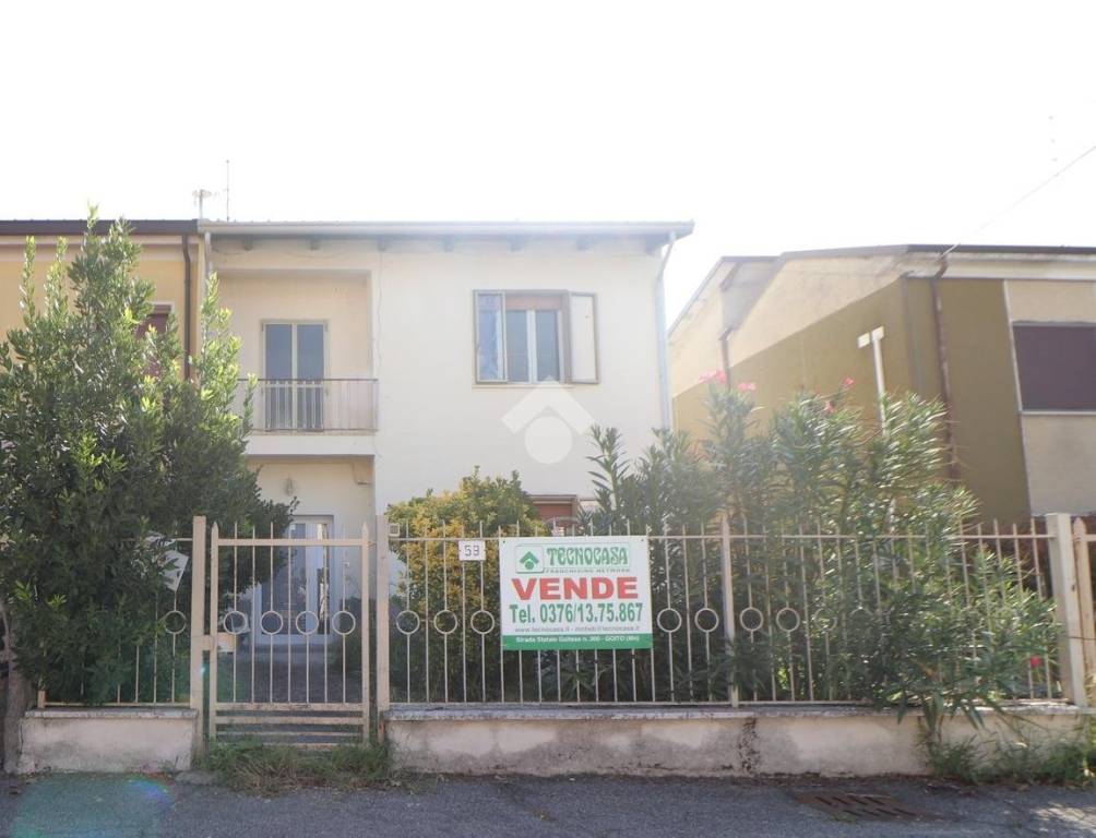 casa indipendente in vendita a Goito in zona Marsiletti