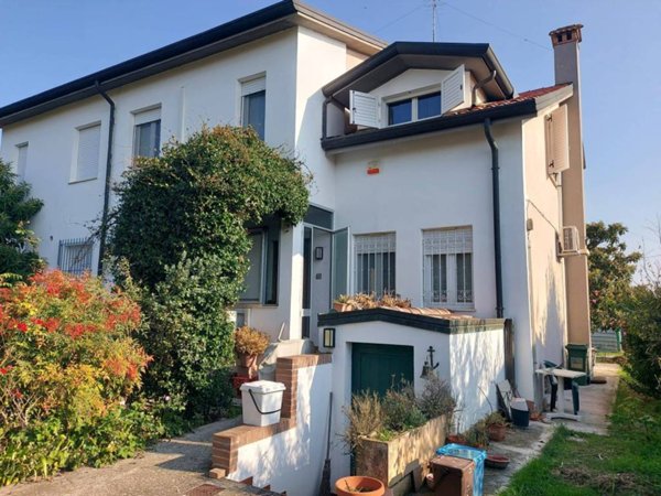 casa indipendente in vendita a Gonzaga