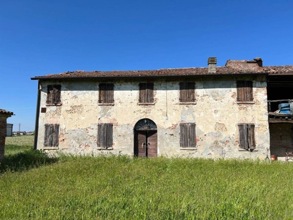 casale in vendita a Gonzaga