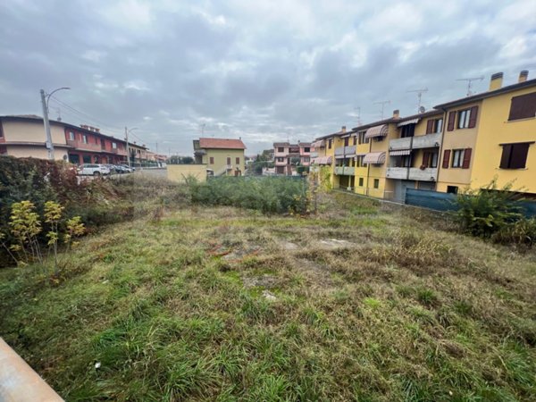 terreno edificabile in vendita a Guidizzolo
