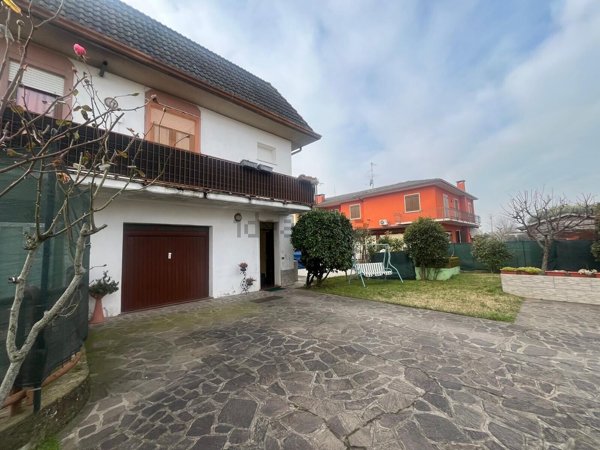 casa indipendente in vendita a Guidizzolo