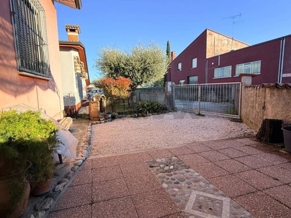casa indipendente in vendita a Guidizzolo