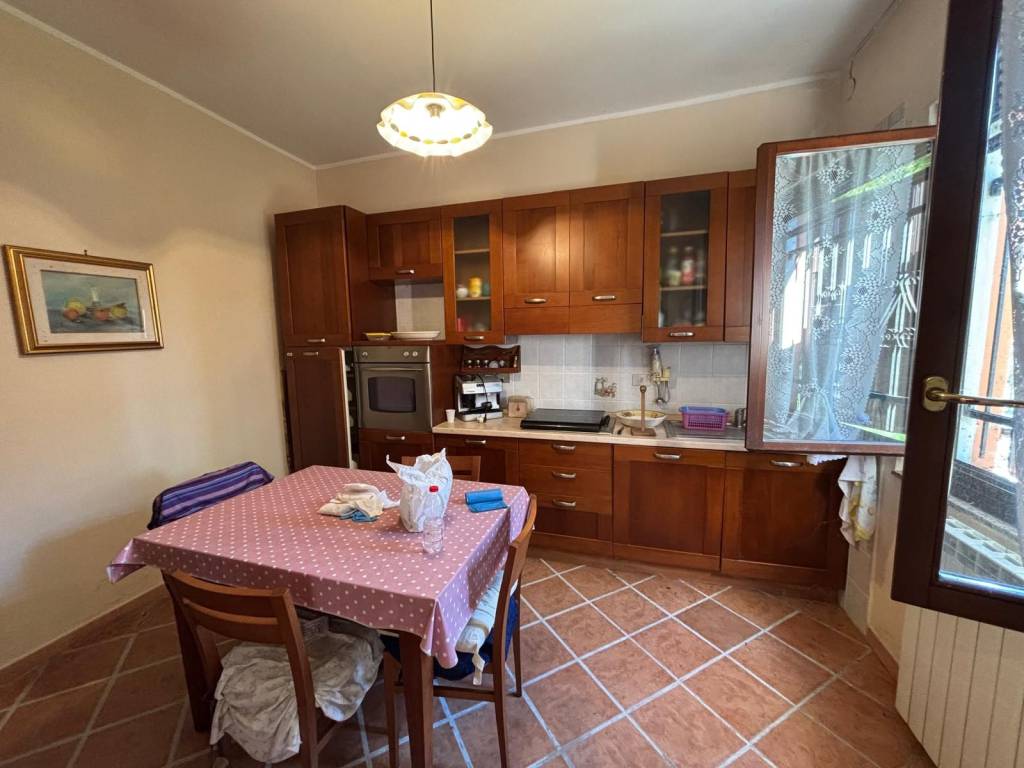 casa indipendente in vendita a Magnacavallo in zona Agnolo