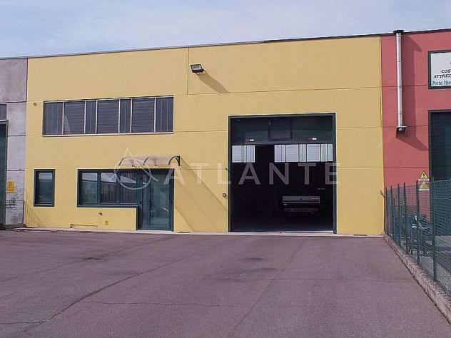 ufficio in vendita a Mantova in zona Porto Mantovano
