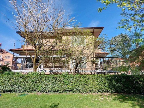 appartamento in vendita a Mantova in zona Belfiore