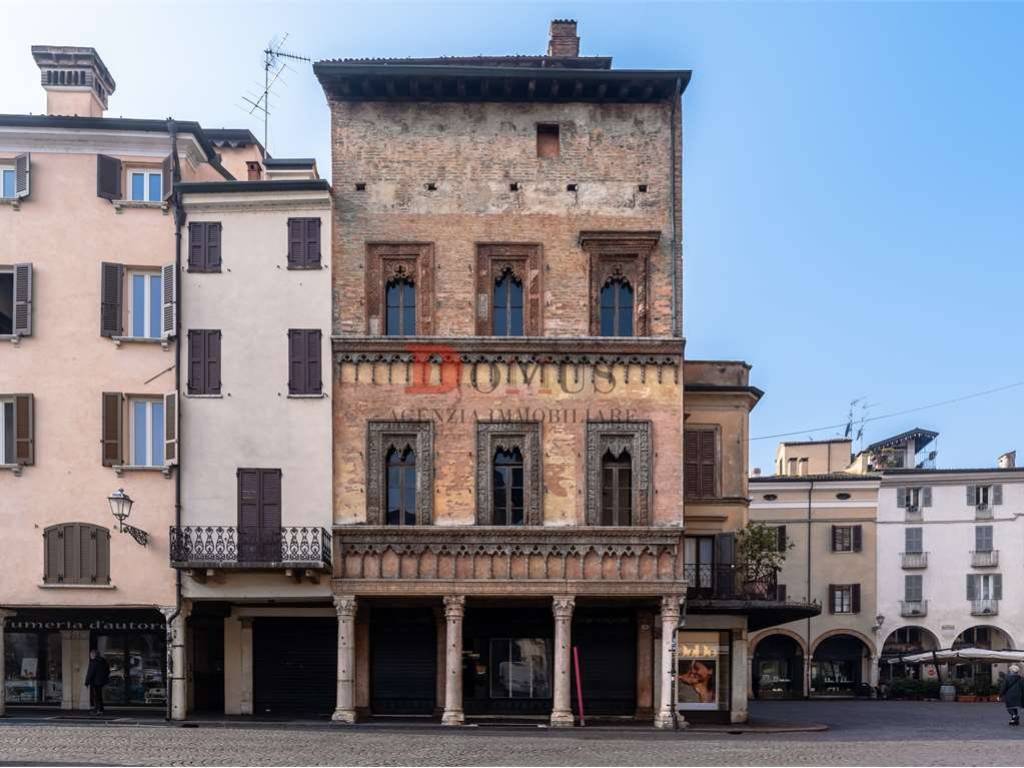 intera palazzina in vendita a Mantova