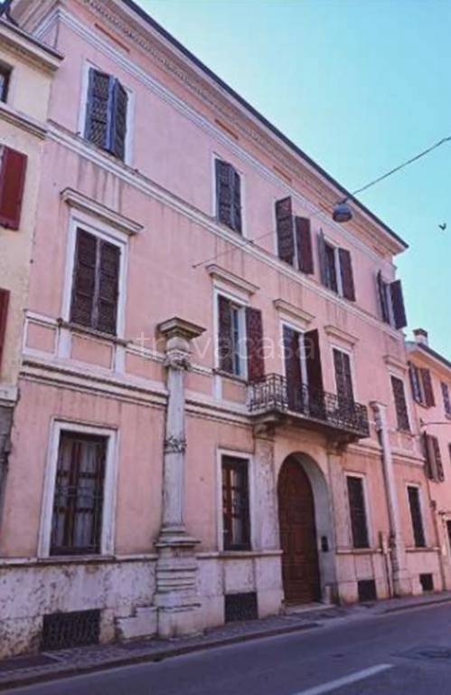 appartamento in vendita a Mantova