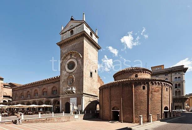 casa indipendente in vendita a Mantova in zona Centro Storico