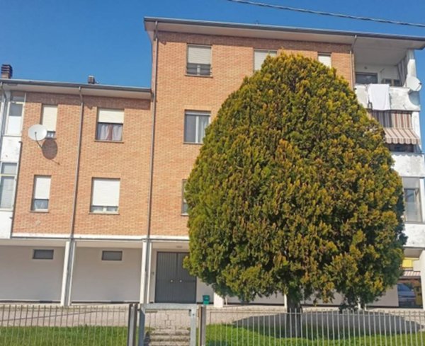 appartamento in vendita a Mantova in zona Lunetta-Frassino