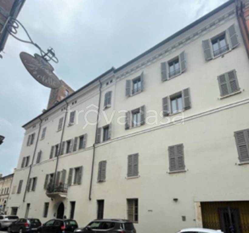 appartamento in vendita a Mantova in zona Centro Storico