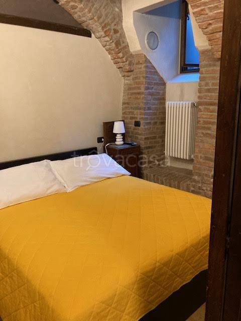 negozio in vendita a Mantova in zona Centro Storico