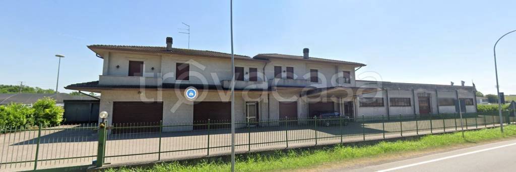 negozio in vendita a Mantova